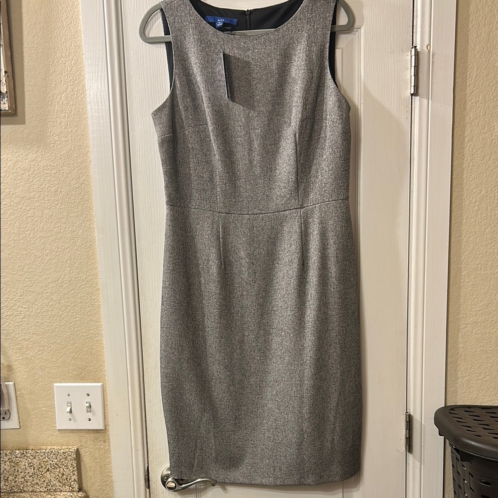 Nwt APt 9 Elegant Gray Sleeveless Dress